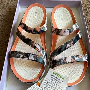 CROCS Swiftwater tie dye BRAND NEW